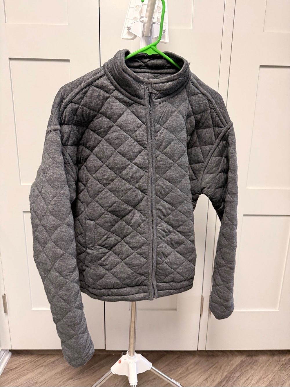 Marine Layer Quilted Gray Full-Zip Puffer Jacket